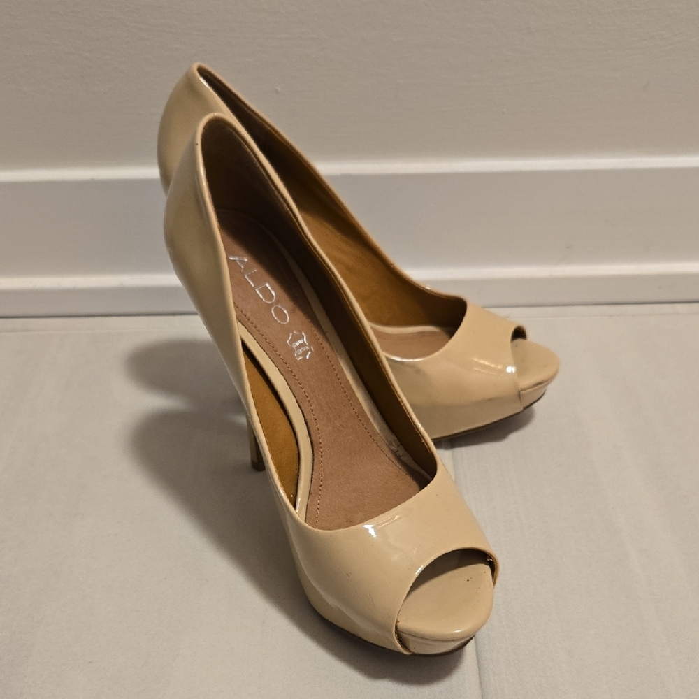 Aldo Women's Beige Peep Toe Heels